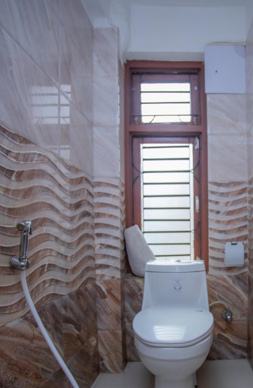 קטמנדו Oyo 142 Co International Guest House מראה חיצוני תמונה